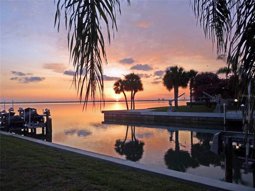 572 Schooner Lane Longboat Key FL 34228